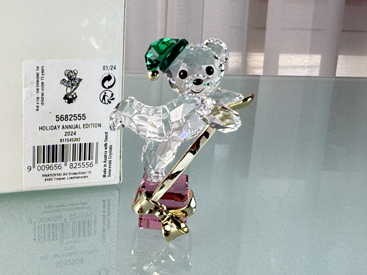 Swarovski Figurine 5682555 Kris Bear 2024 Christmas 6.3cm. With