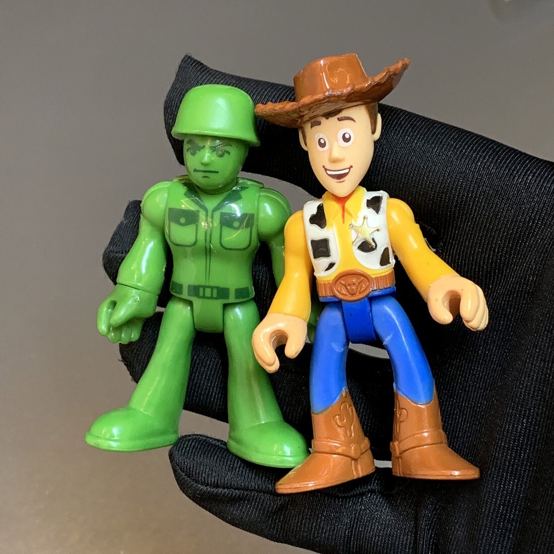 2 Fisher-Price Disney Pixar Toy Story 4 Imaginext Woody Soldier