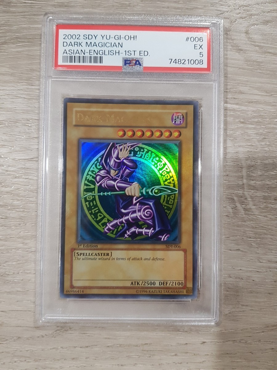 Yu-Gi-Oh Dark Magician 1st Edition Asian English SDY-006 - PSA 5