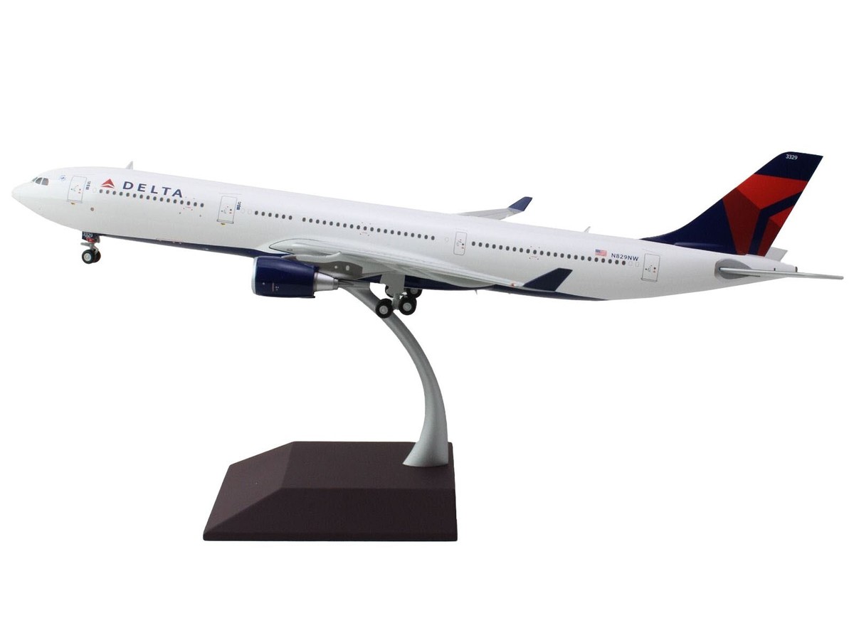 AIRBUS A330-300 AIRCRAFT 