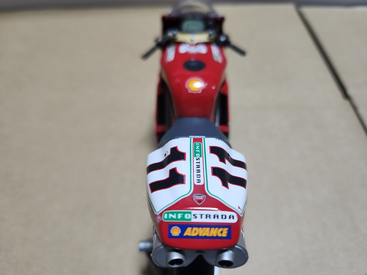 MINICHAMPS 122 011211 DUCATI 996 R SUPERBIKE 2001 RUBEN XAUS 1:12