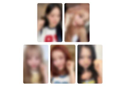 LOOSSEMBLE One of a Kind 2nd MINI LOONA OFFICIAL POB PHOTO CARD