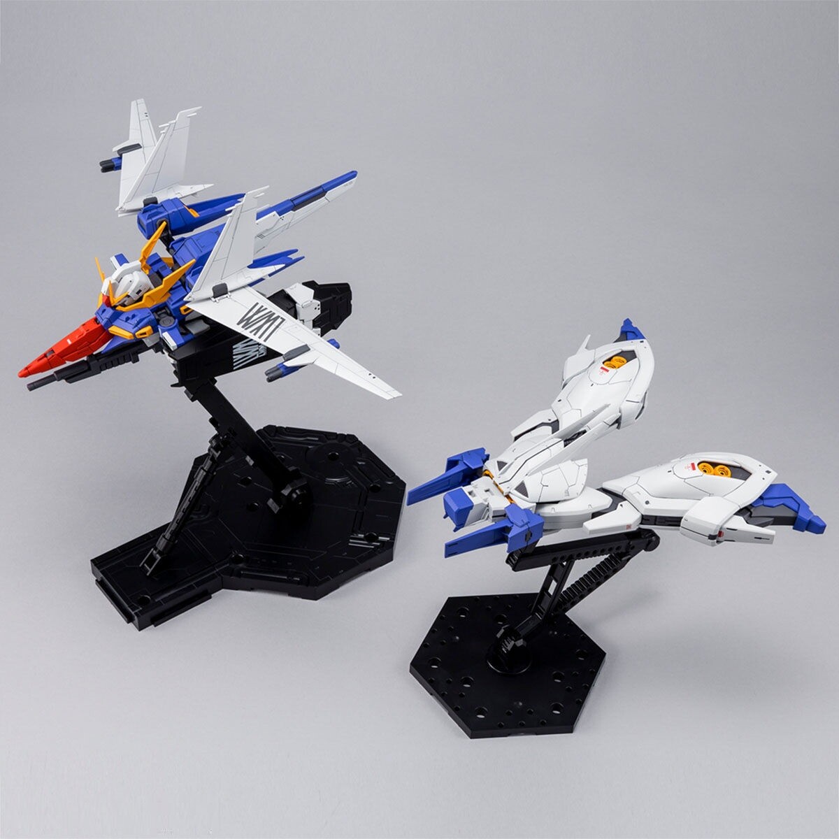 RE/100 1/100 GUNDAM LINDWURM Model Kit PB Premium Bandai MARCH | eBay