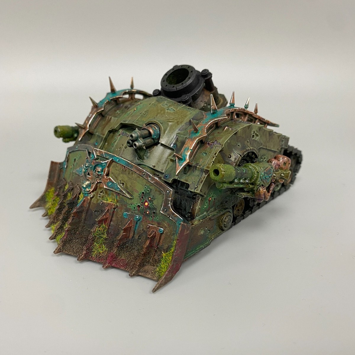 PLAGUEBURST CRAWLER DEATH GUARD CHAOS SPACE MARINES NURGLE