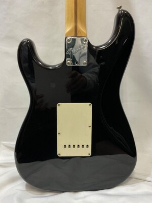 Electric Guitar Fender Stratocaster Blackie Eric Clapton Model S/N