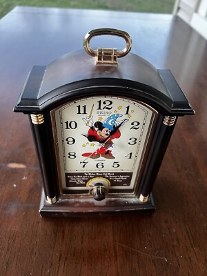 SEIKO - Vintage 1990's Mantle Piece Mickey Mouse Musical Clock
