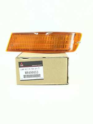 New OEM Mitsubishi LH Turn Signal Lamp Light 1996-2004 L300 van