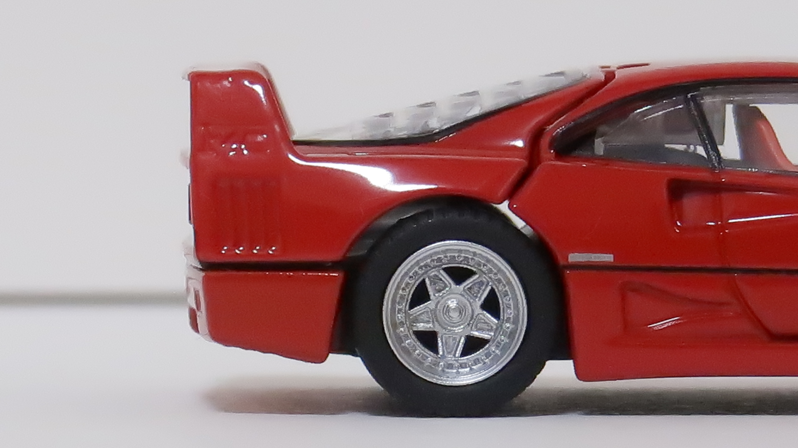 モデルインプレッション】Tomica Limited Vintage NEO Ferrari F40(Red