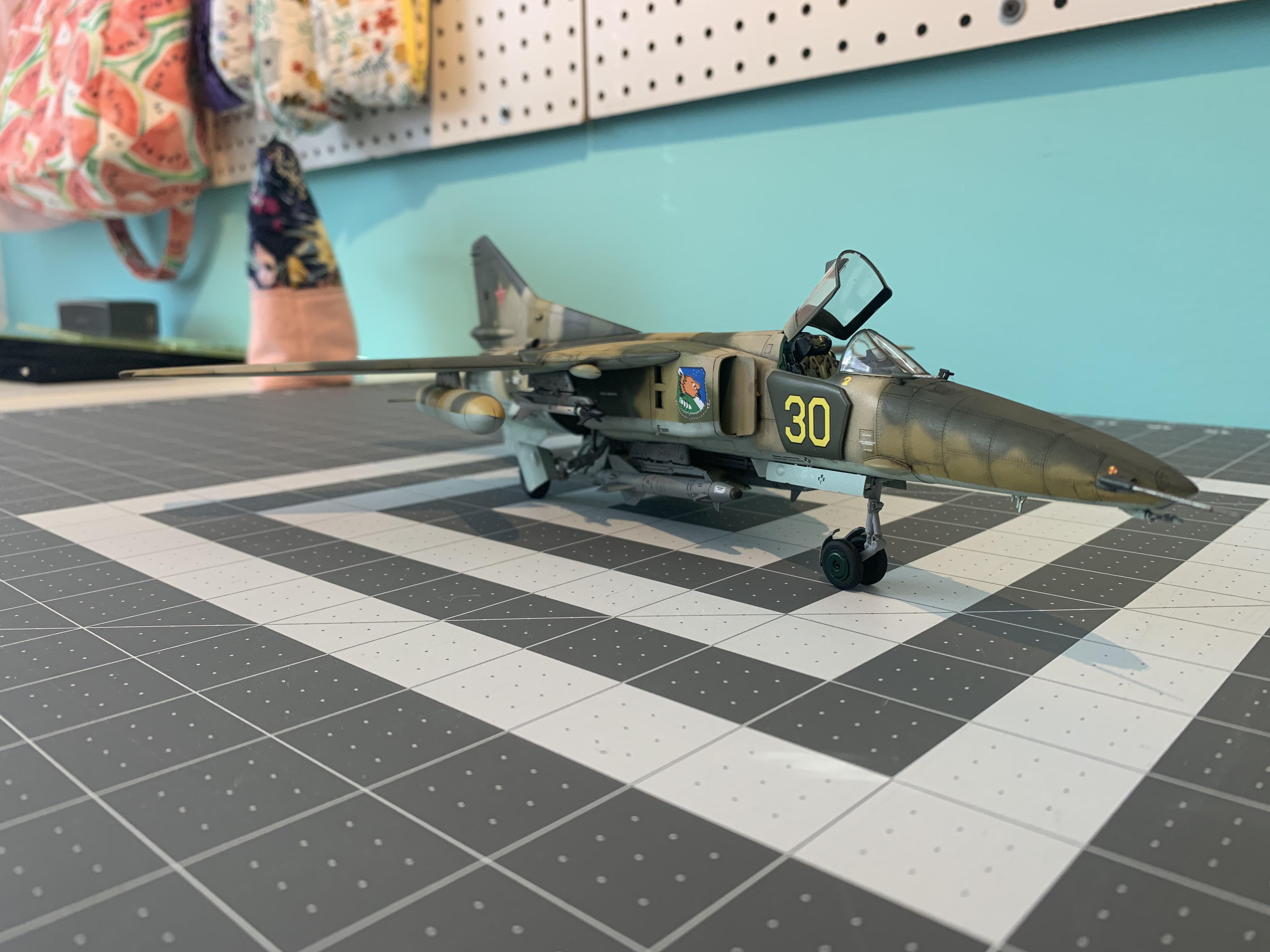 1/48 Trumpeter MiG-27 : r/modelmakers