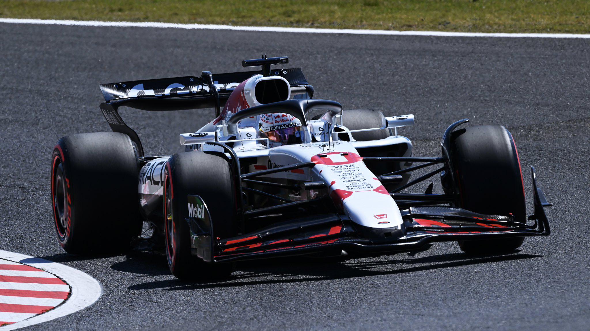マックス・フェルスタッペン ホワイトブル RB21 2025 日本GP