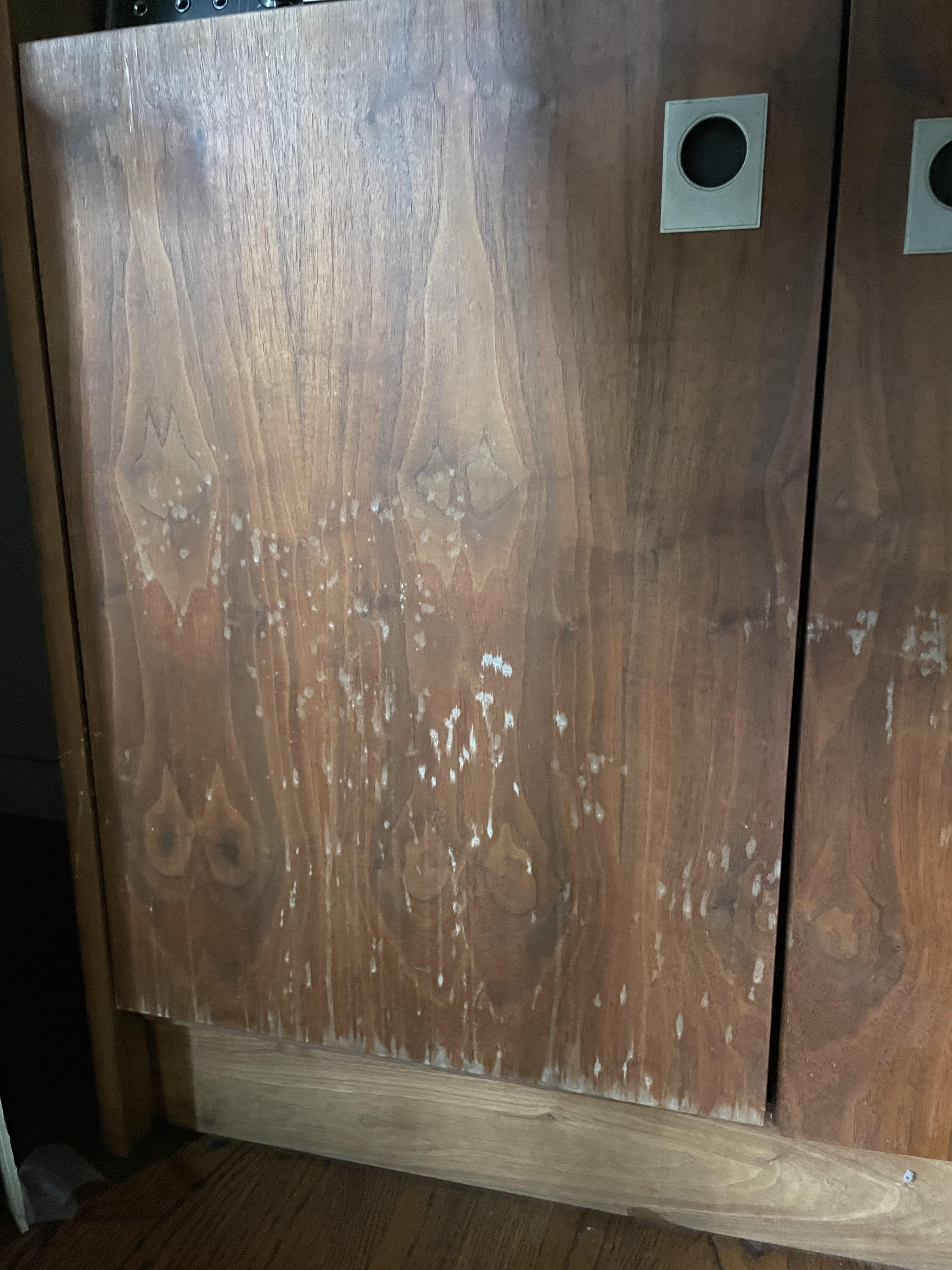 木製家具のカビ : r/CleaningTips
