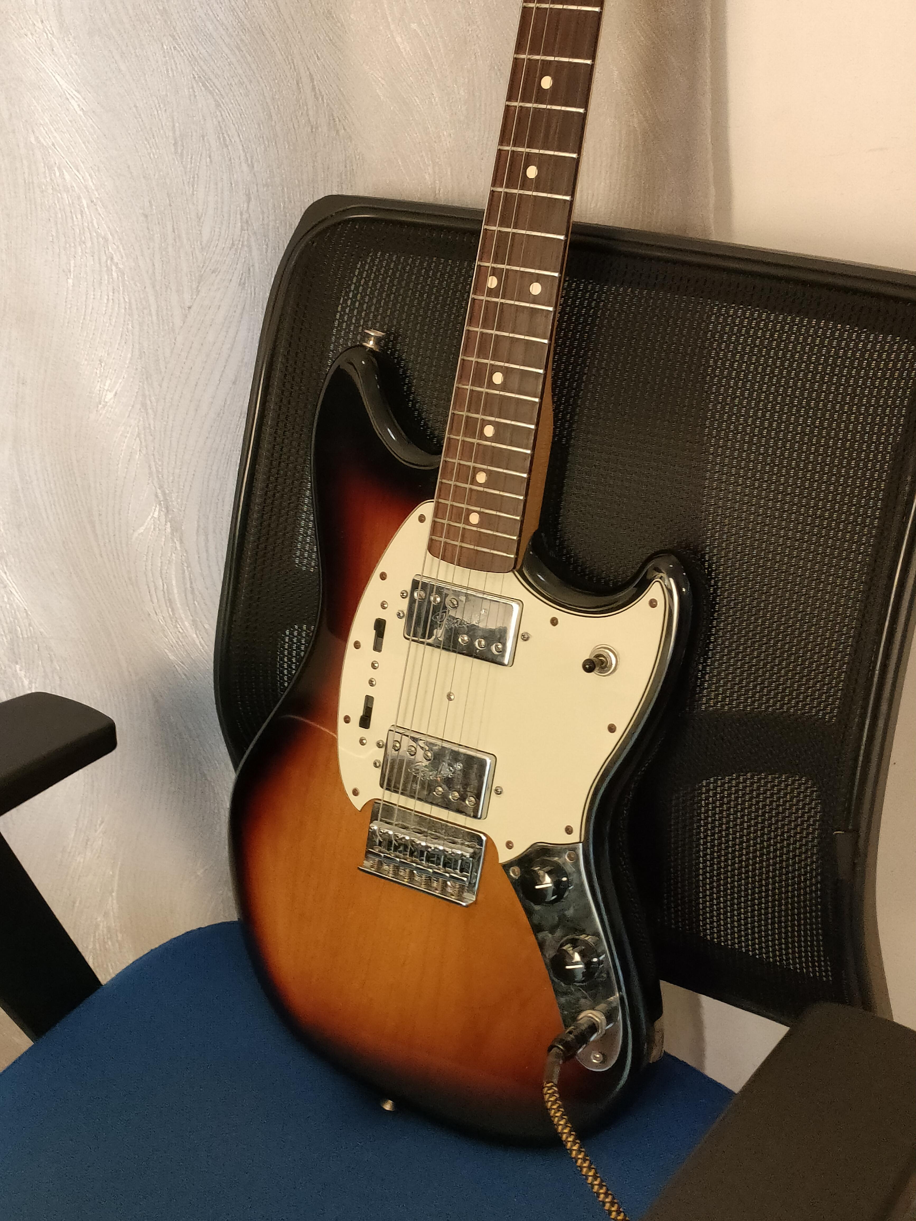 Got this guitar a like 4 years ago and forgot about it, just