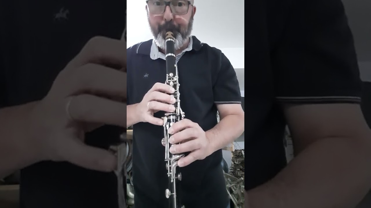Clarinete Yamaha YCL-24 Original - YouTube