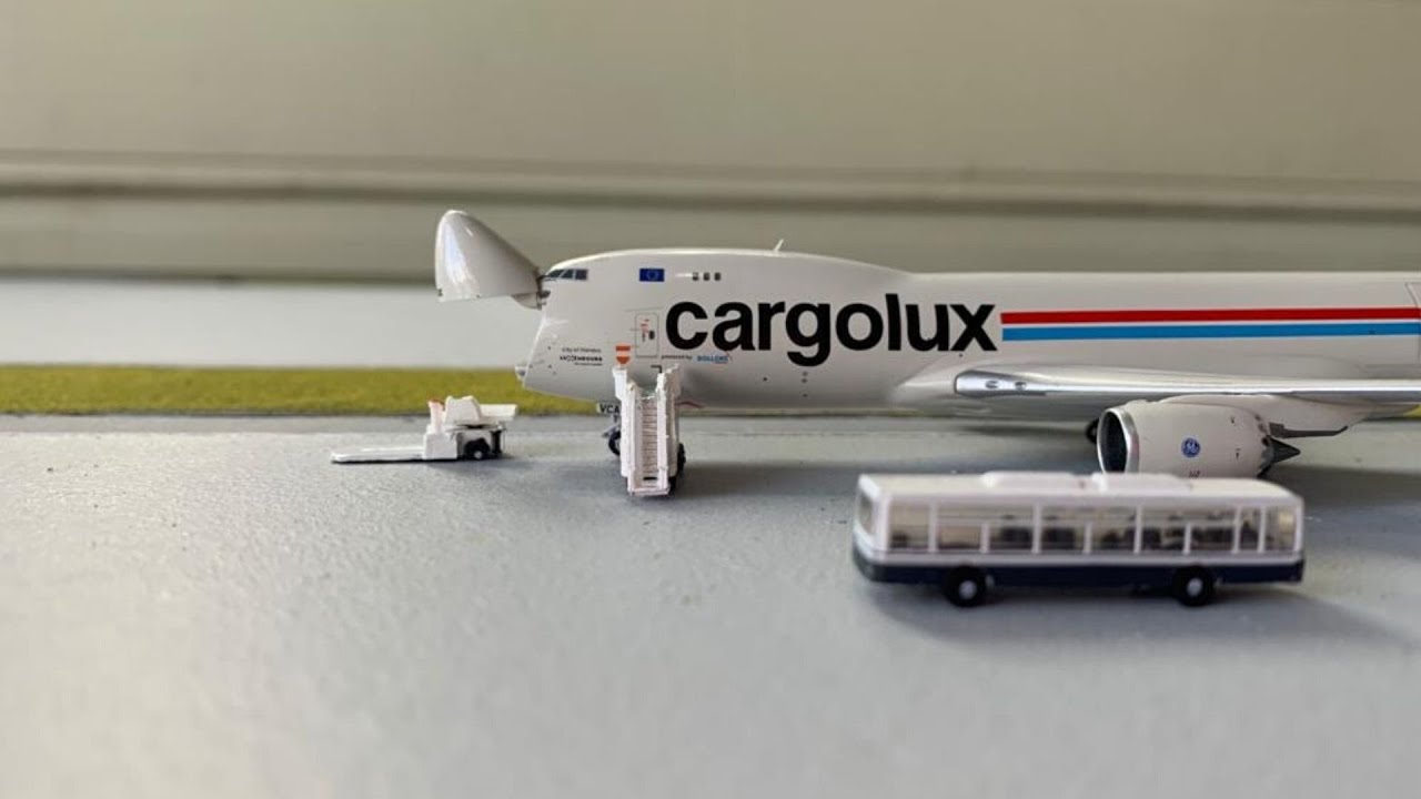 Gemini Jets Cargolux Boeing 747-8F Interactive Series | Unboxing