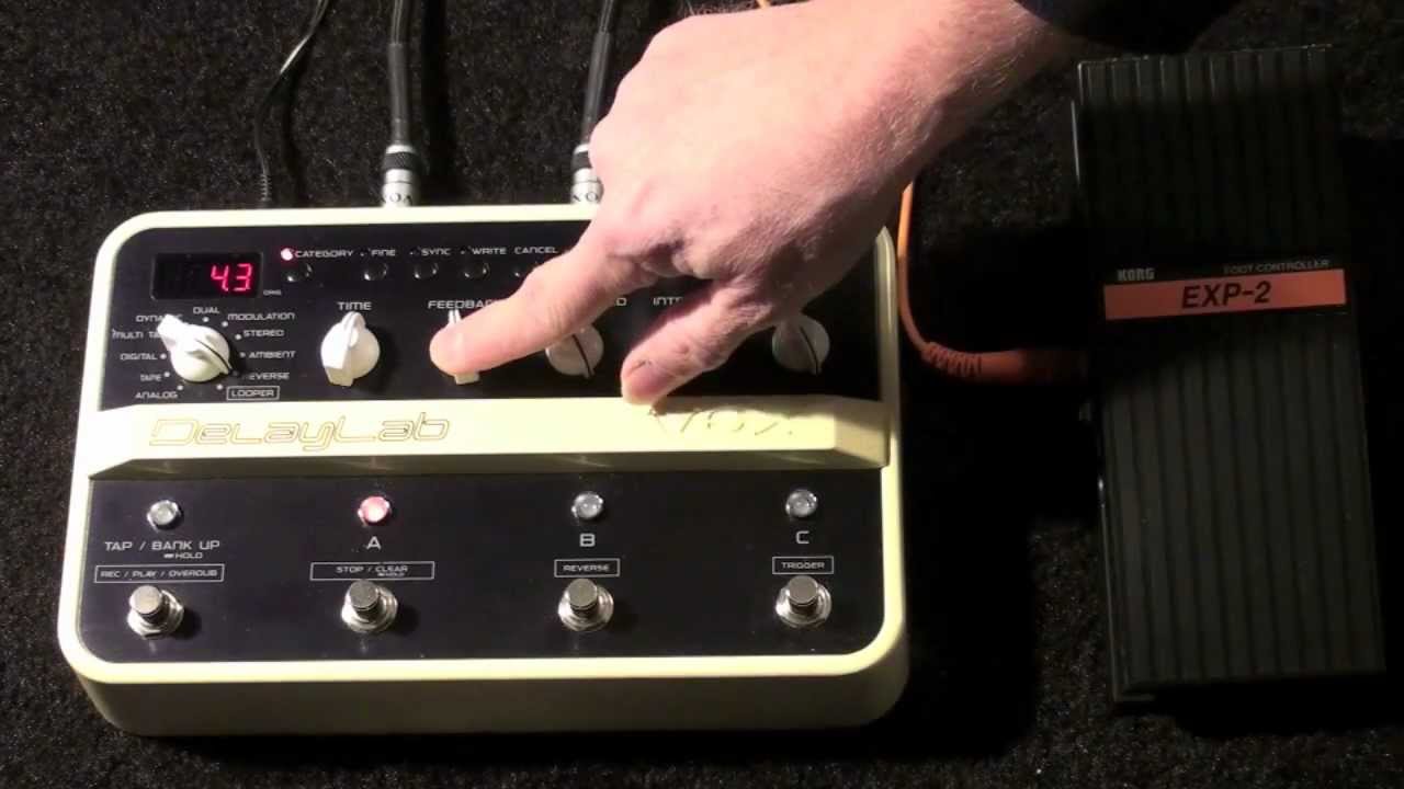 VOX DelayLab - Using an Expression Pedal with Reverse Delay - YouTube