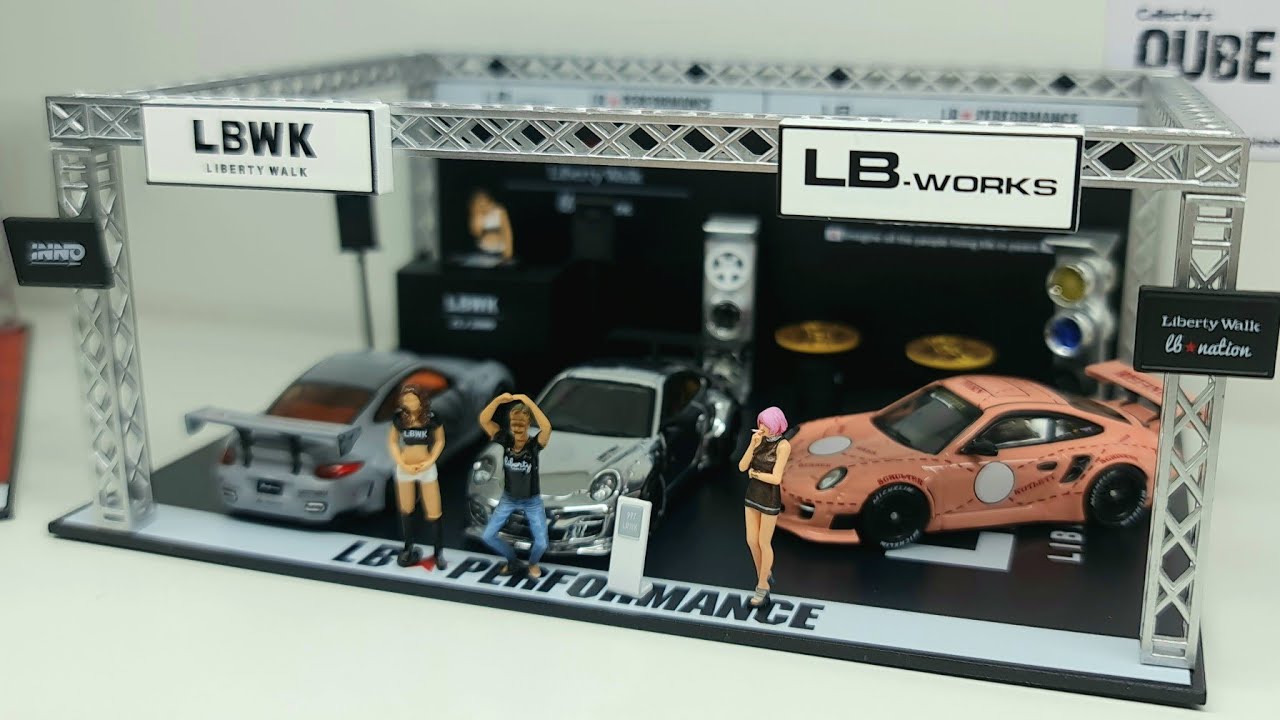 FirstLook LBWK INNO64 Auto Salon Diorama with 997 LBWK Chrome and