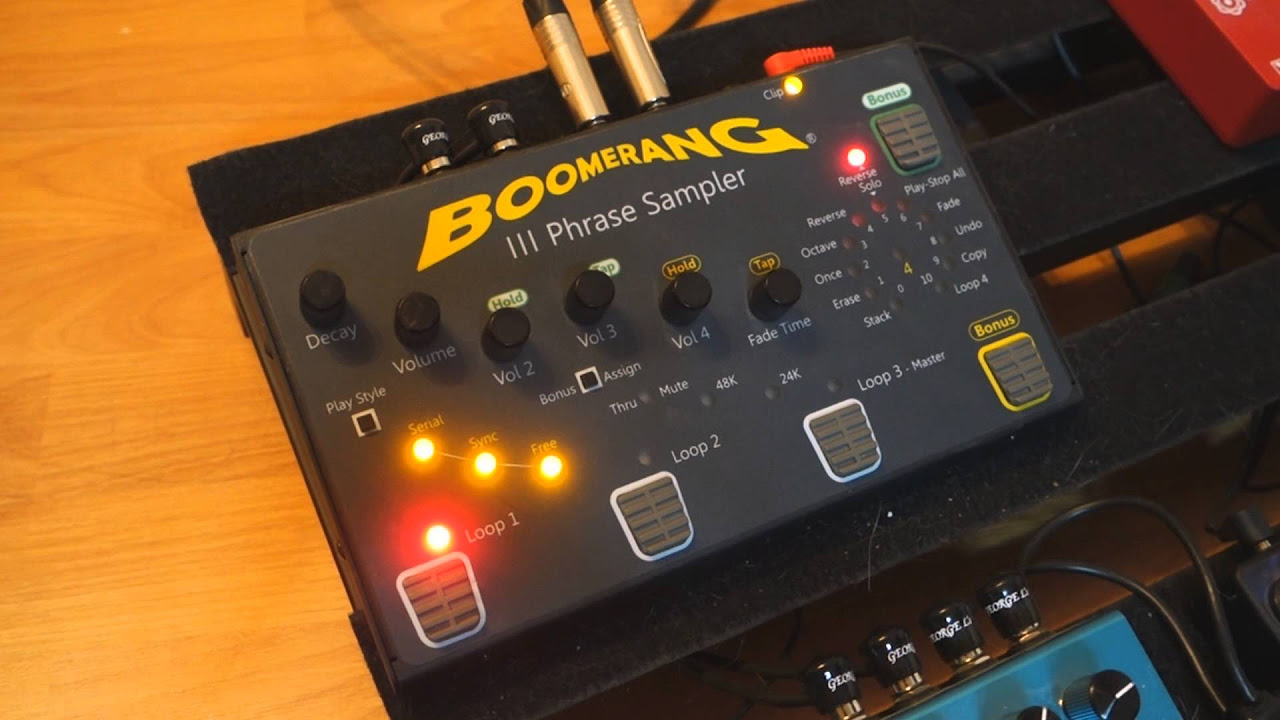 Boomerang III Phrase Sampler - Stereo Issue - YouTube