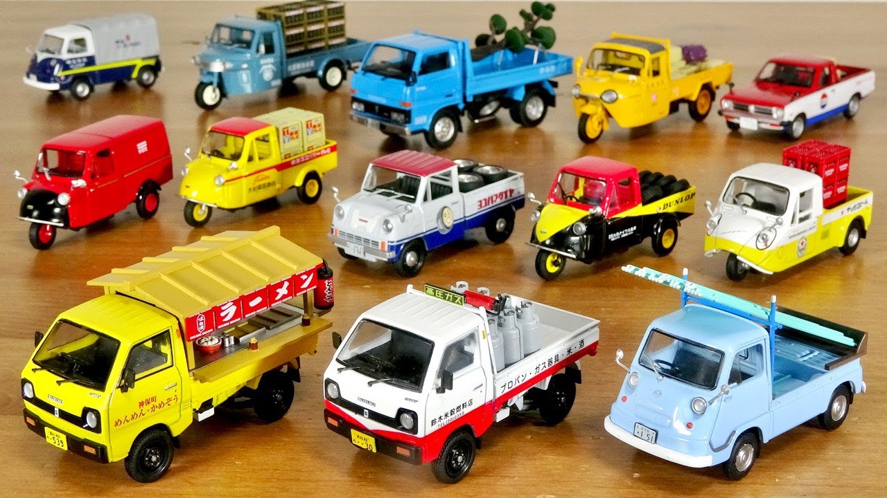 Japanese old car collection Carry various things Working car Ramen