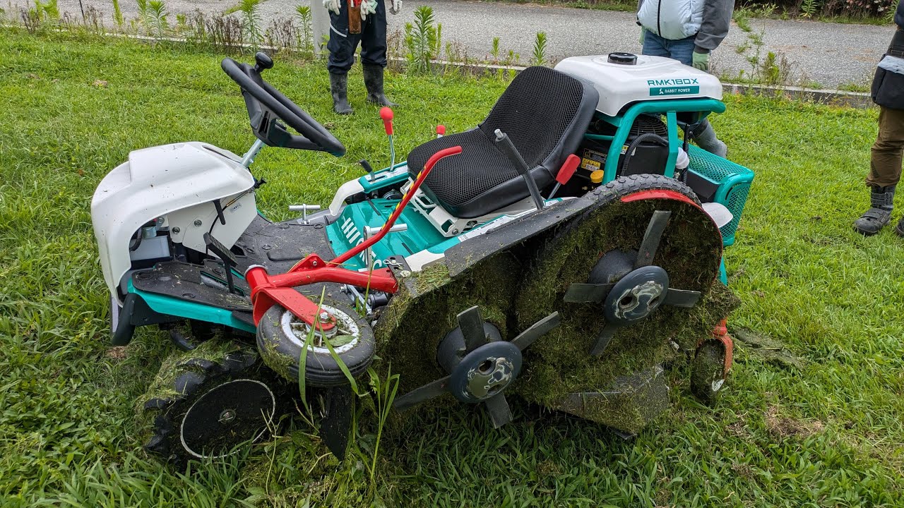 乗用草刈り機ORECラビットモアRMK180X 畝の草も刈れるオフセット付き