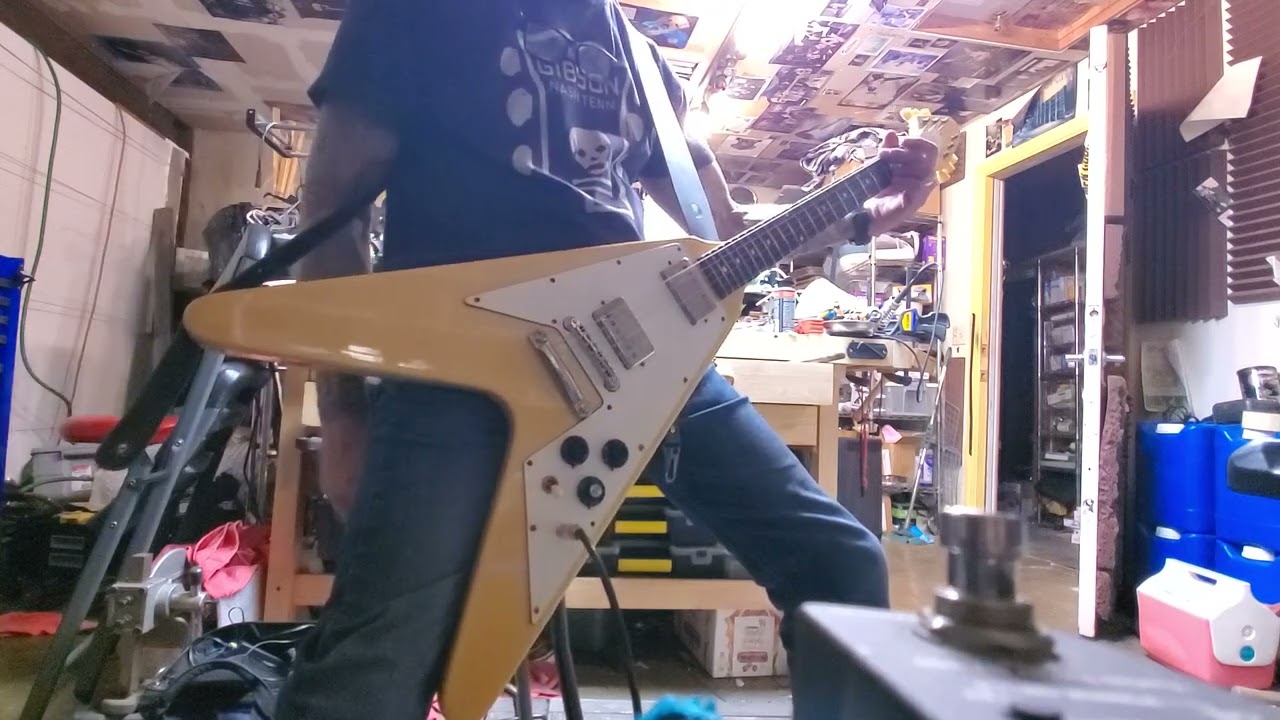 1987 Burny Flying V (Date corrected) - YouTube