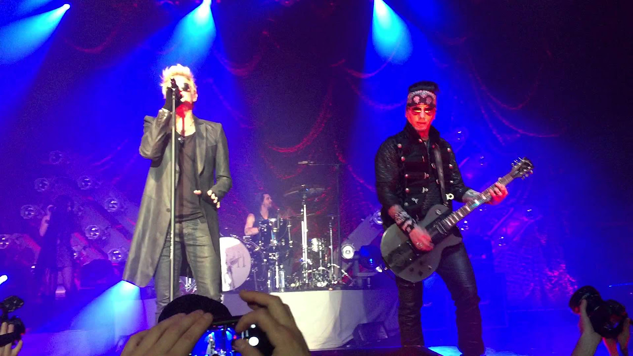 1. Sixx:A.M. 2015 Modern Vintage Tour San Francisco 4/8/15 - Let's