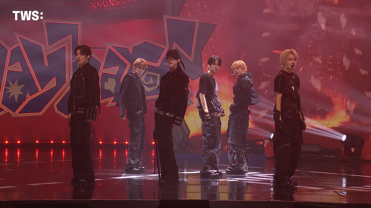 TWS (투어스) Comeback Showcase 'play hard' - Head Shoulders Knees