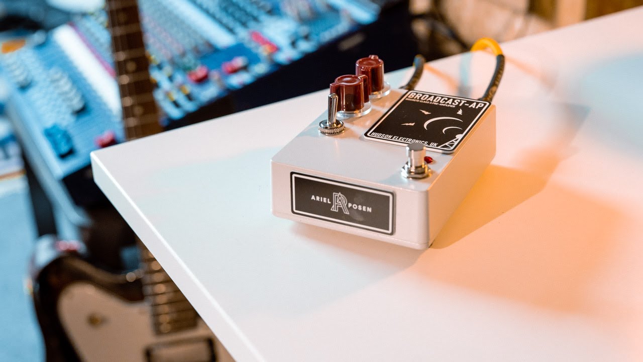 Hudson Electronics BROADCAST-AP: preamp/overdrive/fuzz - YouTube