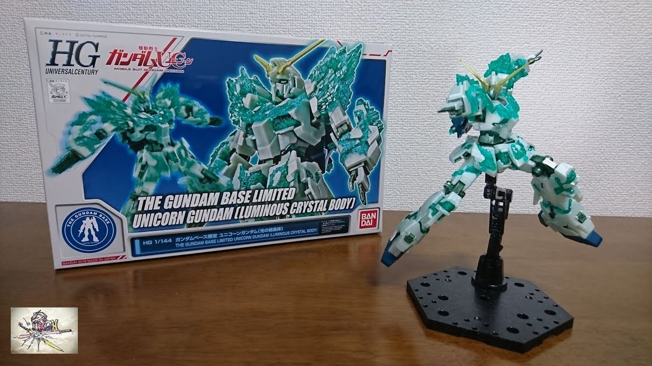 Newly sculpted crystals! And they're so detailed!) HG Gundam Base