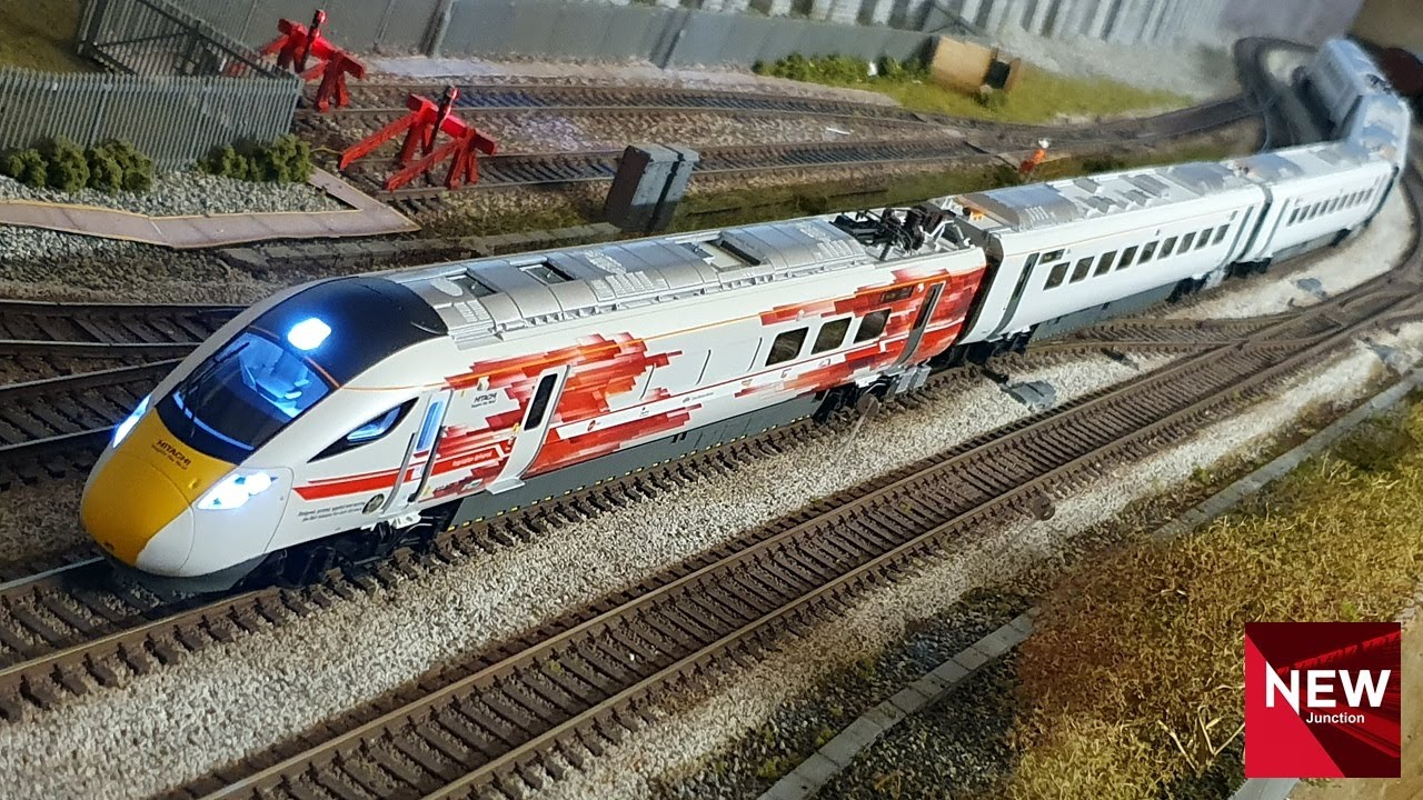 Hornby Hitachi Class 800 'Limited Edition' coaches R4897 | Under