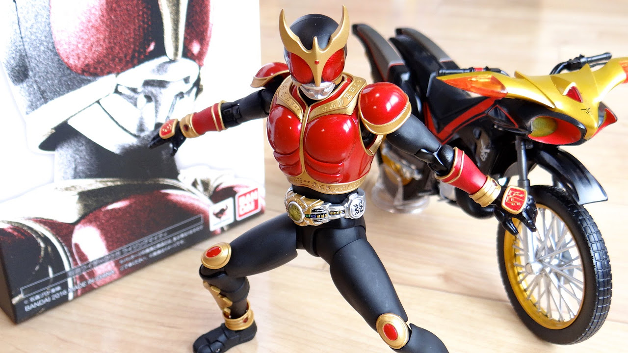 Red and Gold Kuuga! Shinkocchou Seihou S.H.Figuarts Kamen Rider