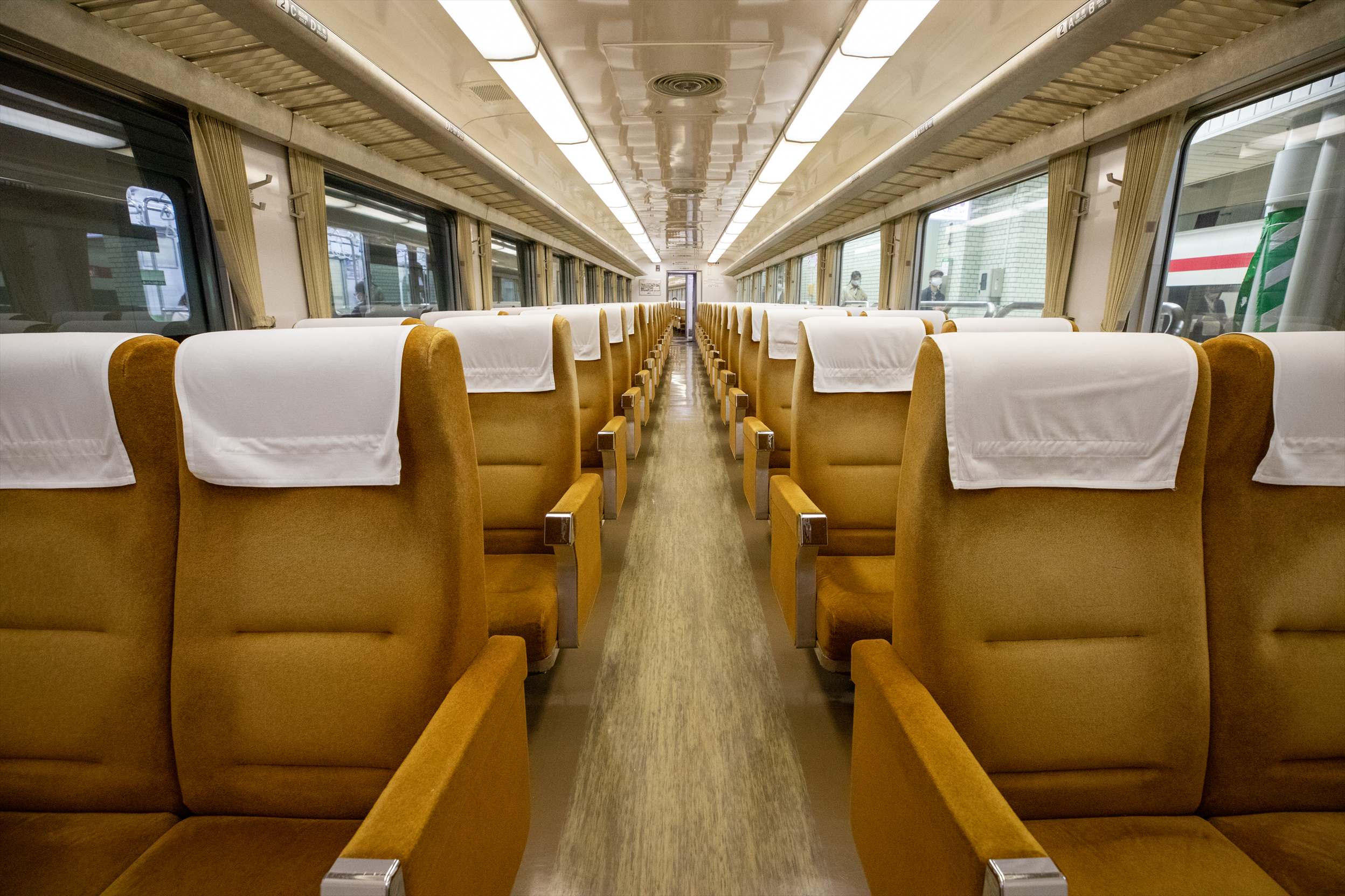 東武鉄道 350系 特急「きりふり」 | おでかけライフ