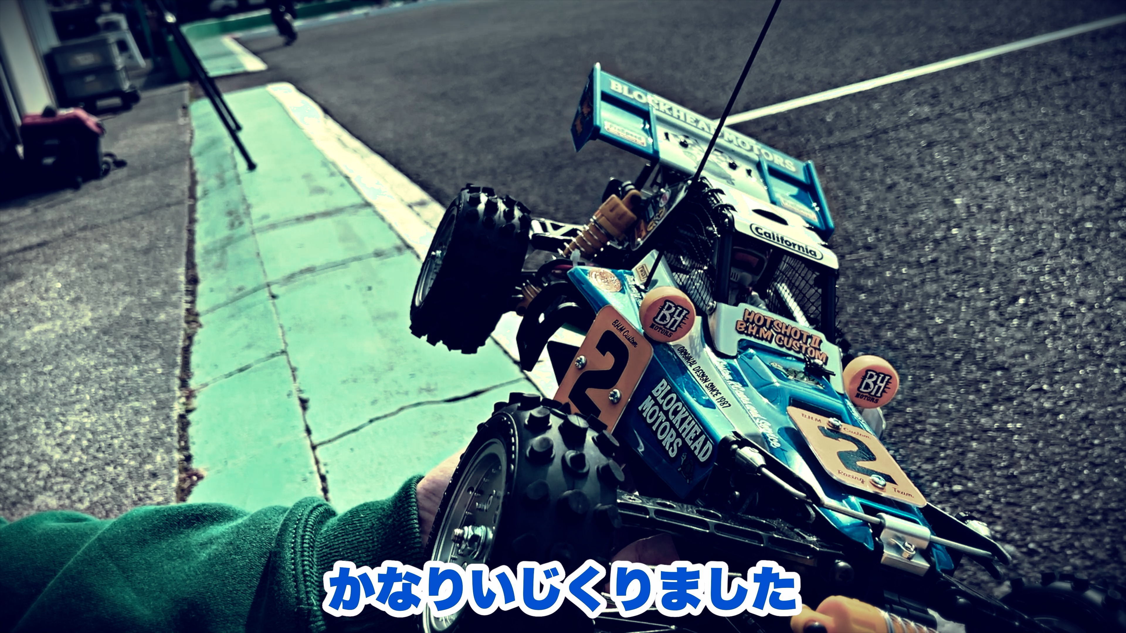 ホットショット2 ブロックヘッドモータース カスタム紹介 | チーム