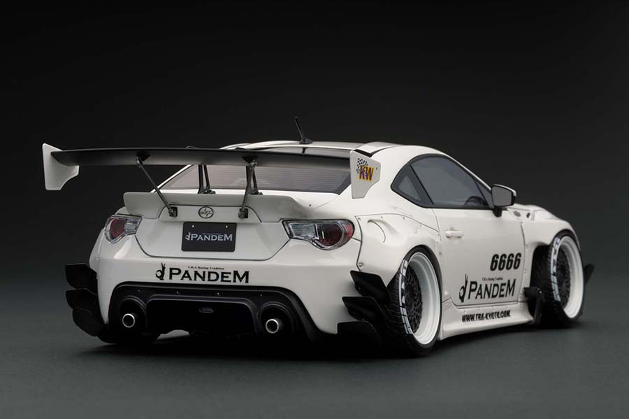 IG1122 1/18 PANDEM TOYOTA 86 V3 White | LINE UP | [公式] ignition