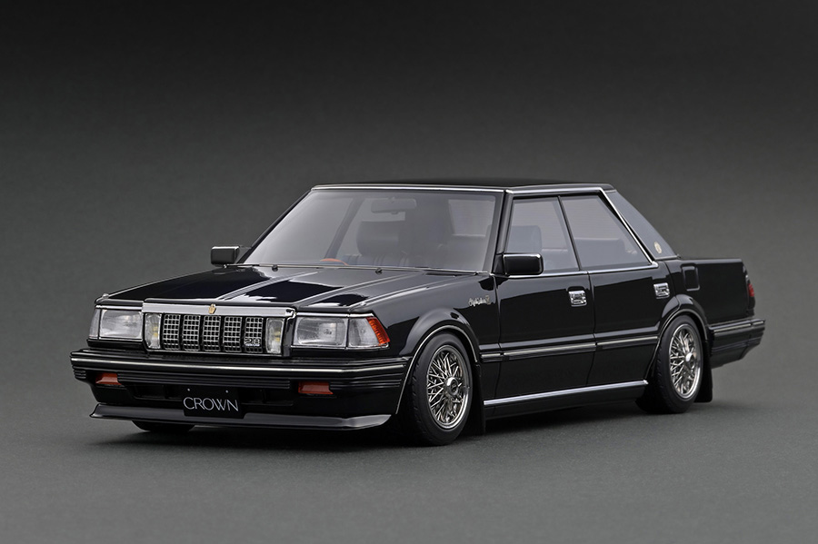 IG2057 1/18 Toyota Crown (120) 2.8 Royal Saloon G Black | LINE UP