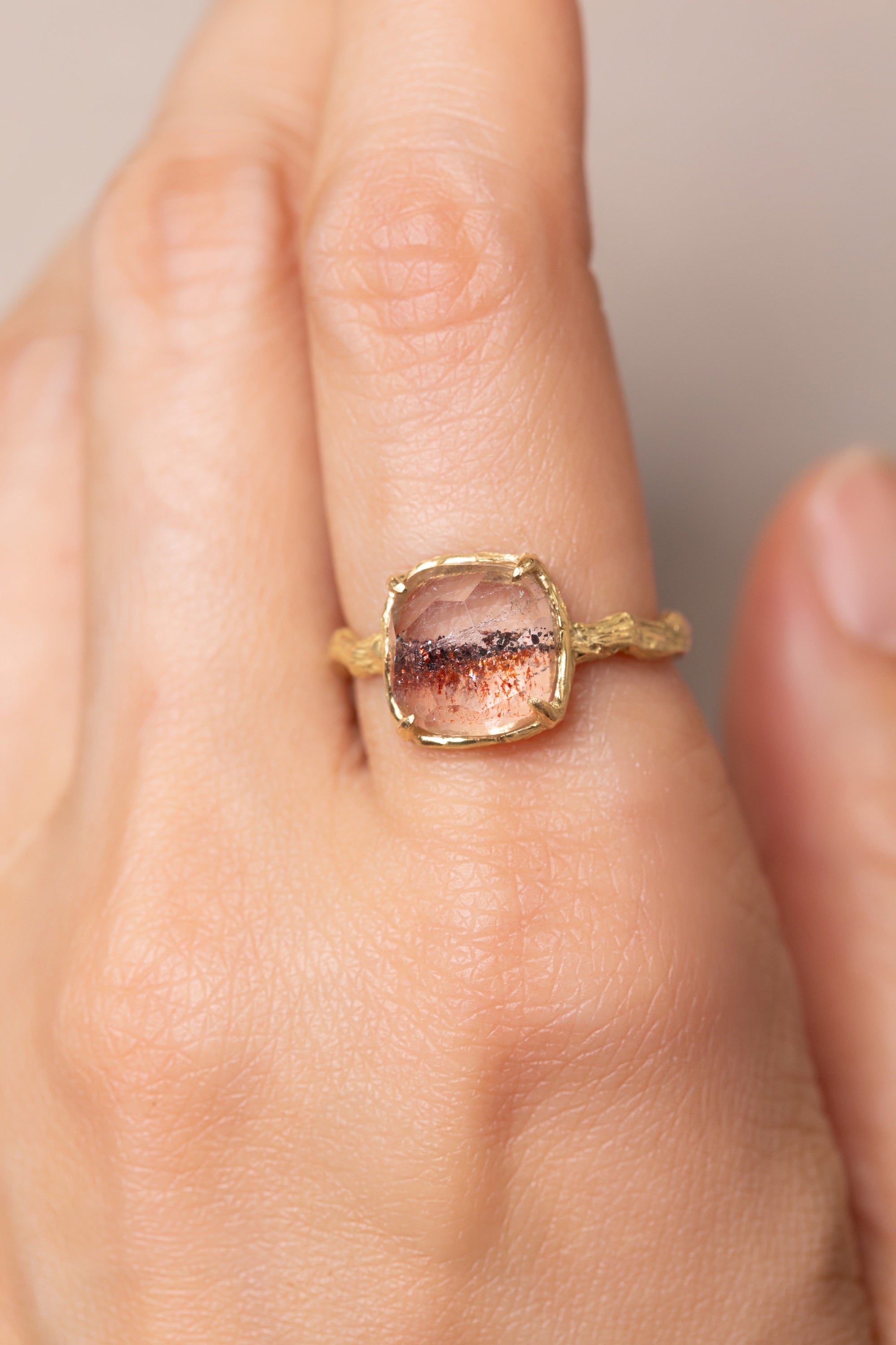 レピドクロサイト イン クオーツ のリング – ileava jewelry