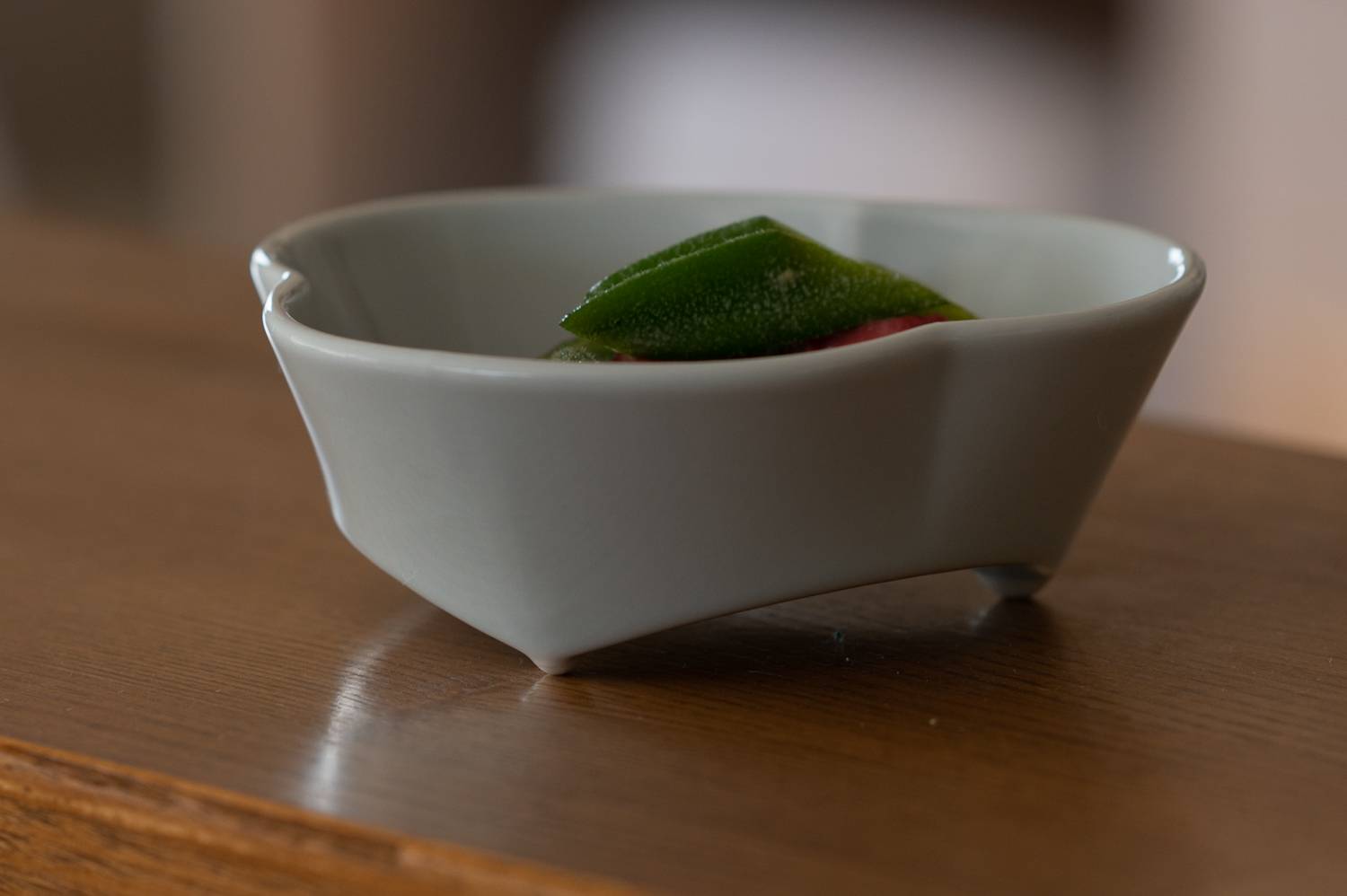 asumi(彩澄) 13cm花型小鉢(大) 水釉[定番] - 業務用食器販売用食器