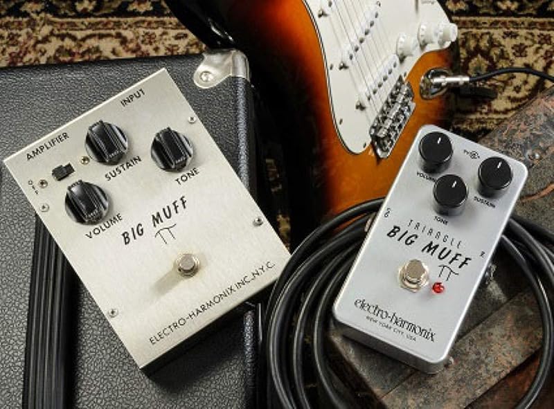 Electro Harmonix Triangle Big Muff Pi - 1969年に登場した元祖