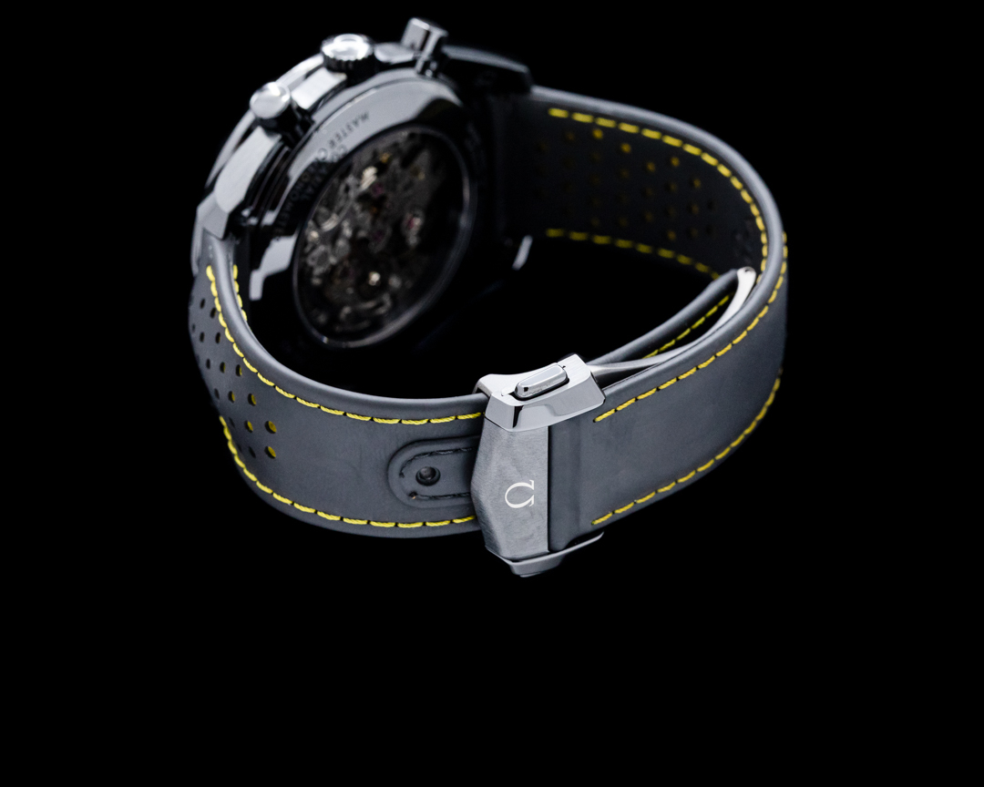 65655) Omega Speedmaster Dark Side of the Moon Apollo 8 Ceramic