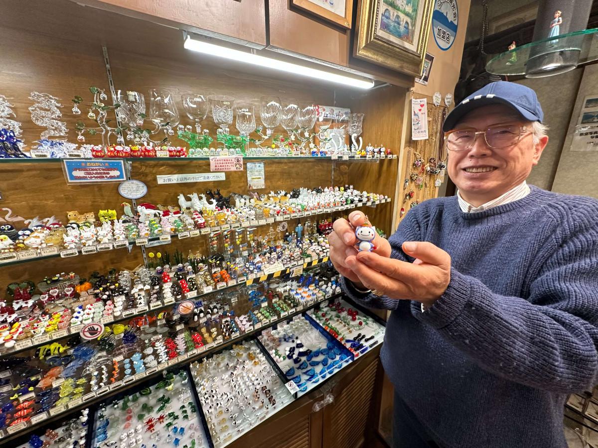 オリジナルガラス細工専門店「江の島ガラス・フック」が30周年 - 湘南