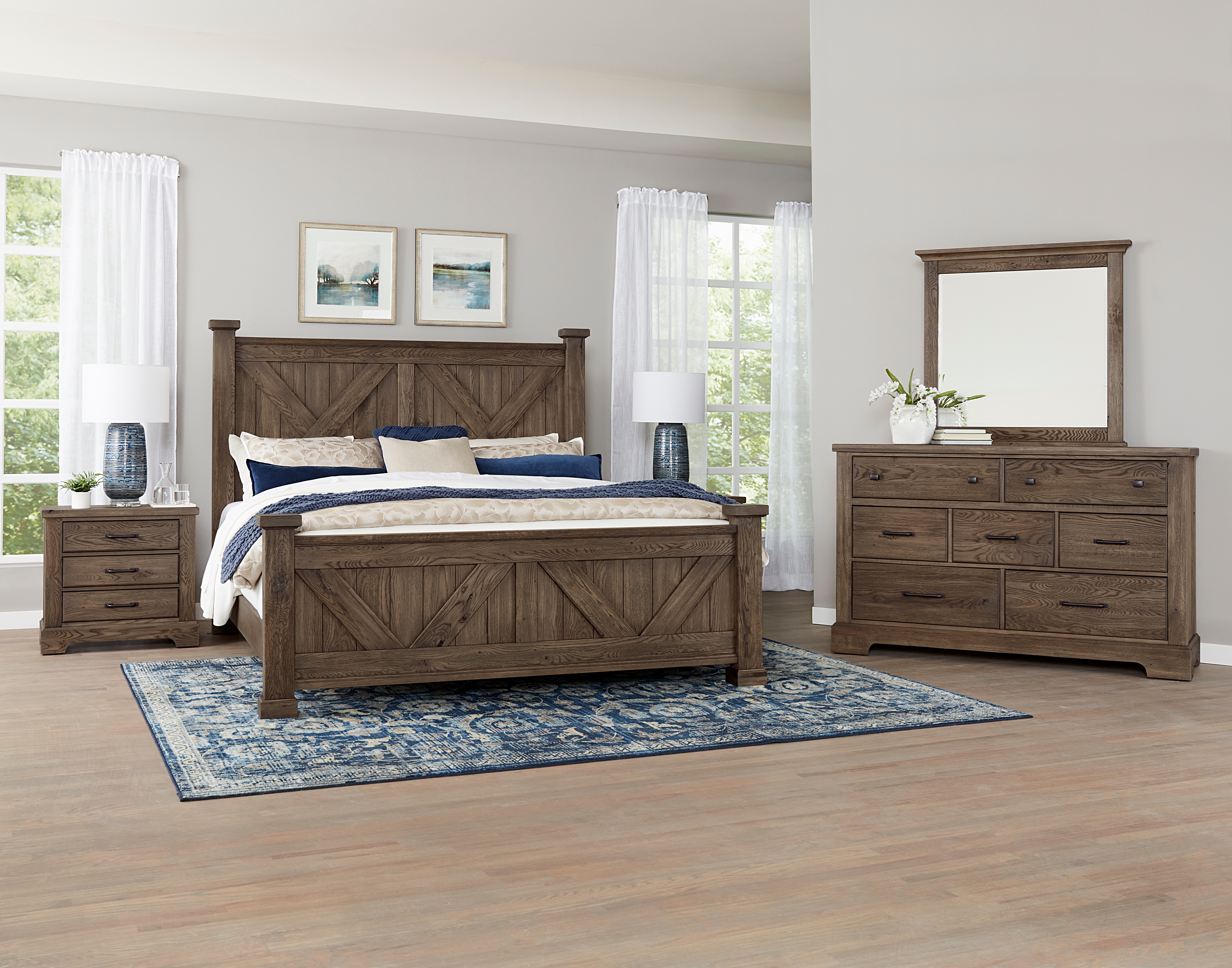 Vaughan-Bassett Furniture Company Bedroom Queen X Bed 199-557-755
