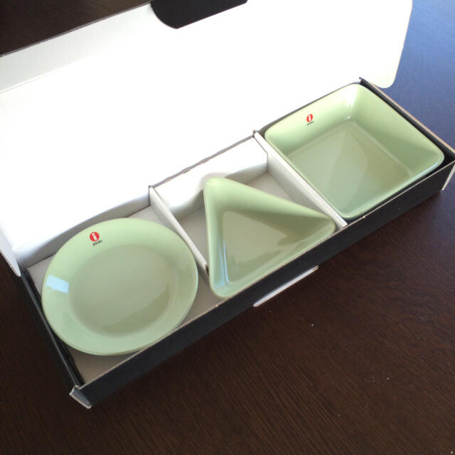 iittala - 廃盤カラー☆イッタラ ティーマ ミニサービングセットの通販