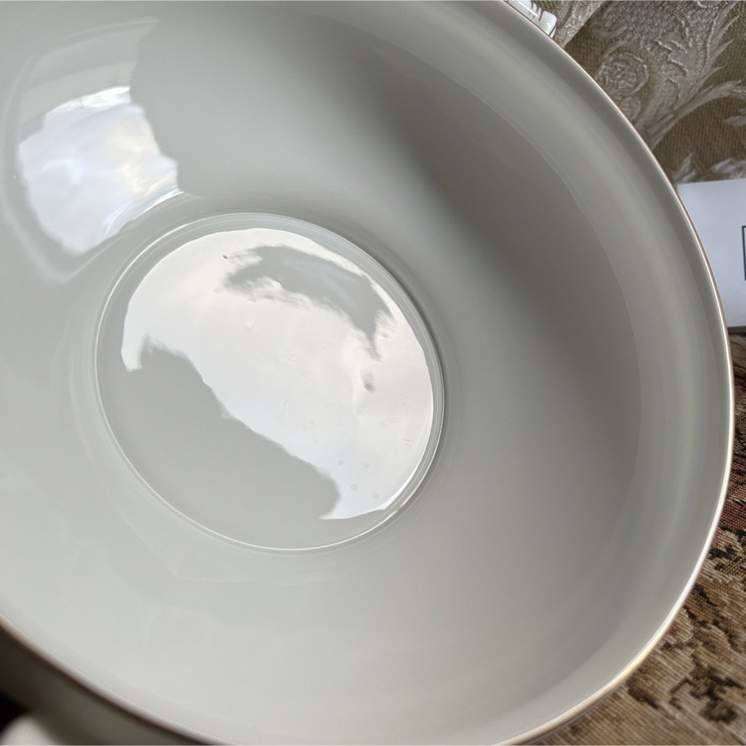 WEDGWOOD - 英国製 黒壺 WEDGWOOD MIRABELLE可憐な花柄カバード