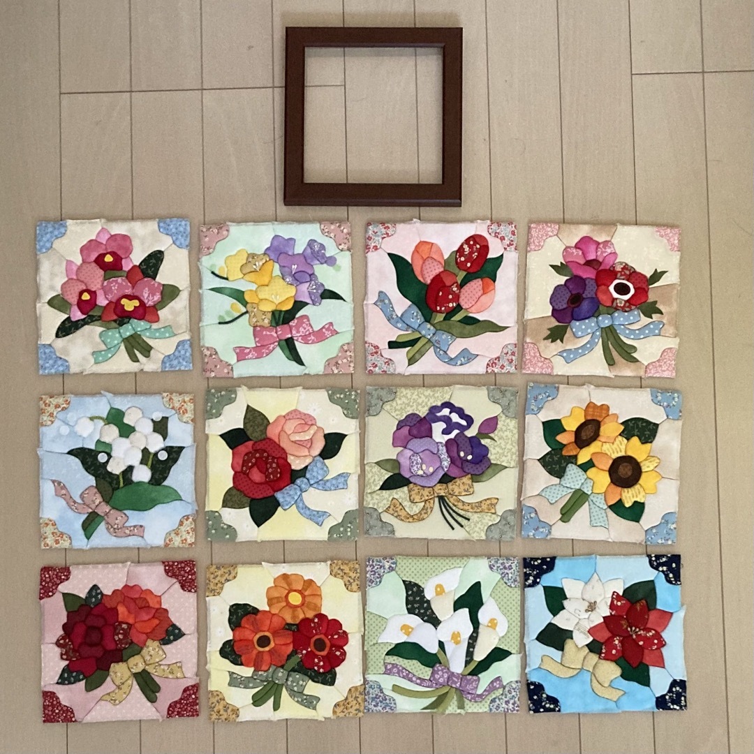 きめこみパッチワーク 12ヶ月の花 専用額一個付きの通販 by ねこまねき