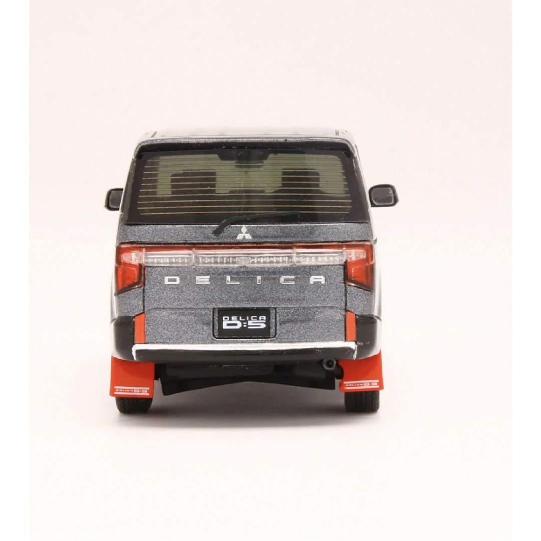 三菱 - 新品未使用☆デリカD:5 1/43サイズ モデルカー（レジンモデル