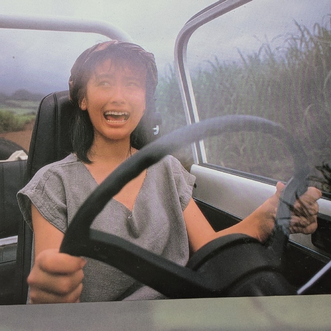 中山美穂 1986 コンサートツアーパンフレット ライブ 写真 歌詞
