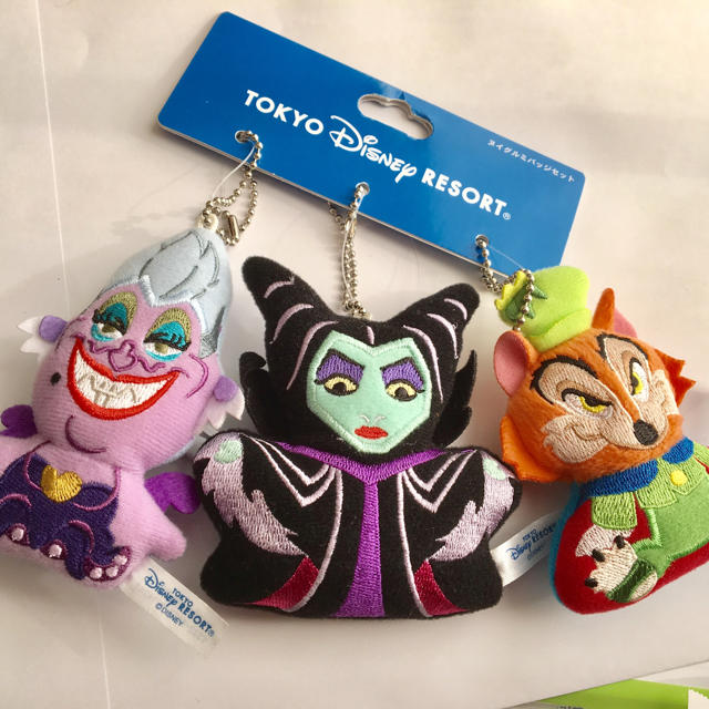 Disney - ディズニー マレフィセント ぬいぐるみ バッジ 眠れる森の