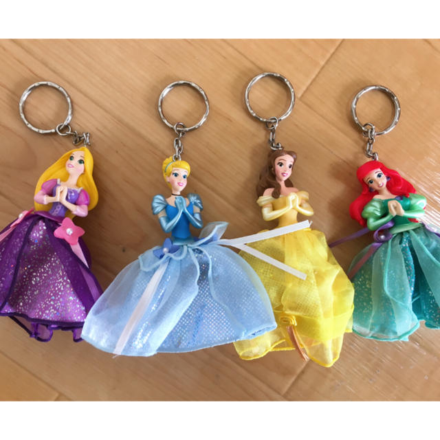Disney - ディズニープリンセス キーホルダーセットの通販 by パープル