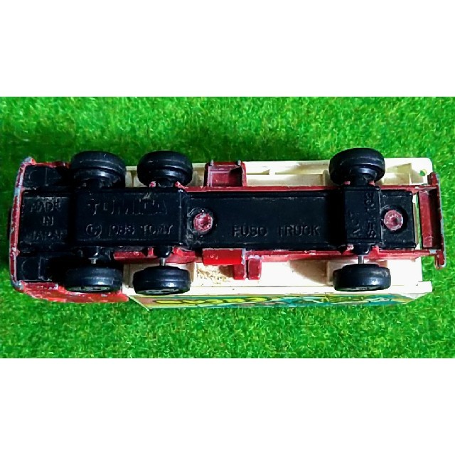 Takara Tomy - レア 日本製 トミカ No.7 ふそうトラック アイス