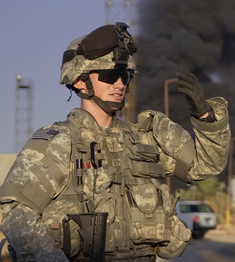 ミリタリーサープラス キャンプ・ビッキー:米軍実物MOLLEII FLCフル