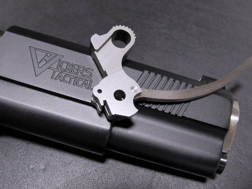 ドミノのヒマつぶし:バックアップトレーディング 1911カスタムハンマー